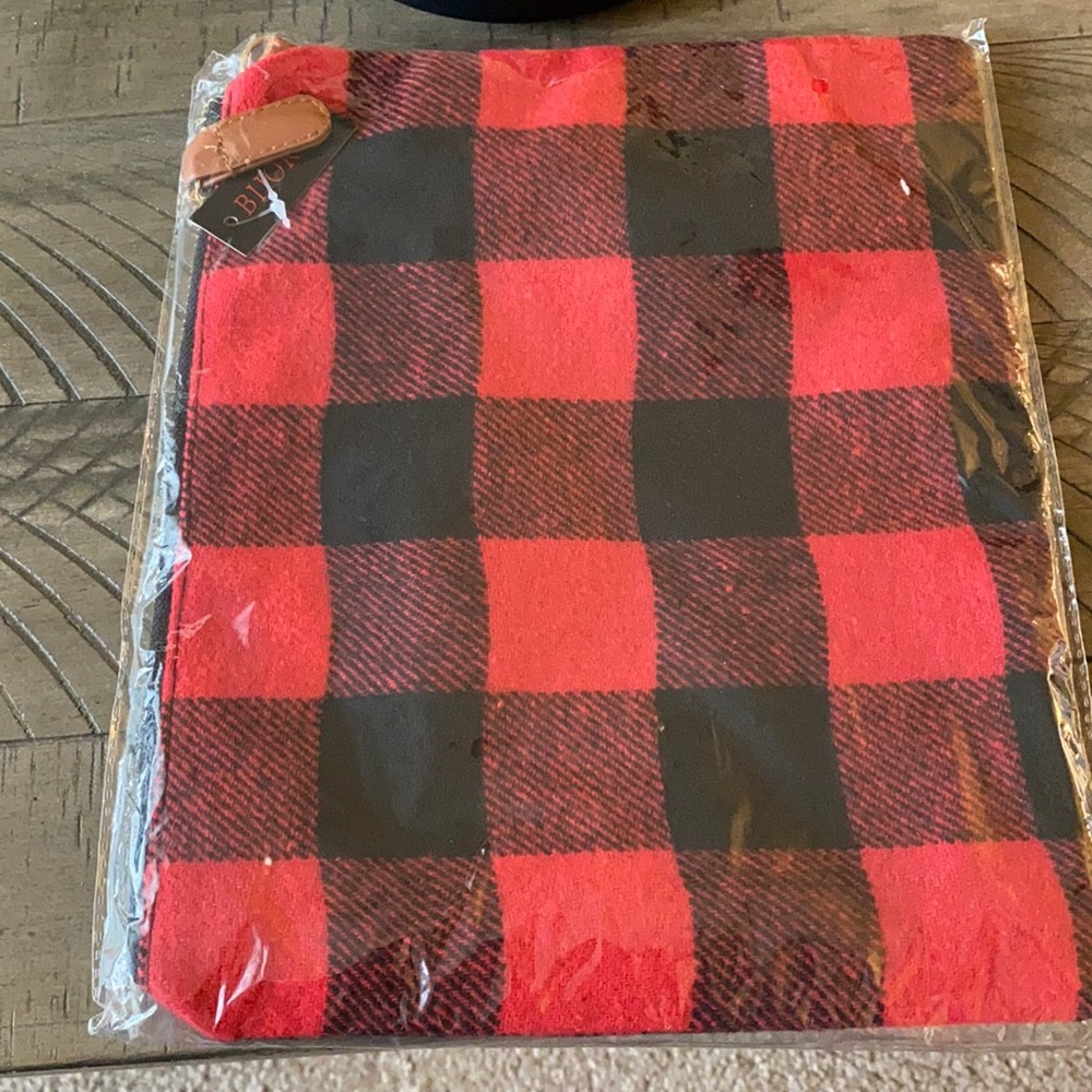 Makeup bag